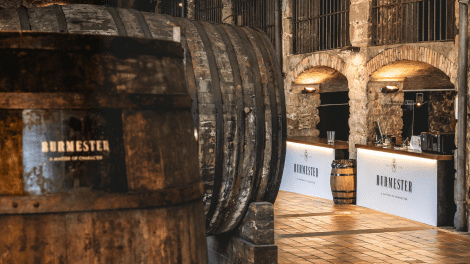 CAVES BURMESTER VISITA GUIADA PROVA DE VINHOS
