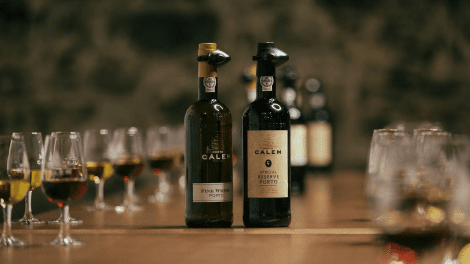 CAVES CÁLEM VISITA GUIADA E PROVA DE VINHOS