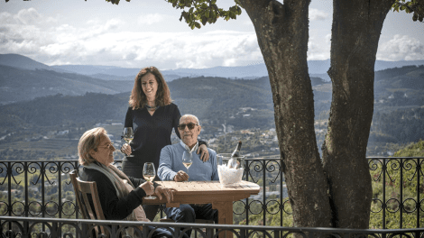QUINTA DE SANTA CRISTINA-VINHO & DESPORTO